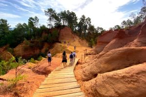 Tout savoir sur le Sentier des Ocres